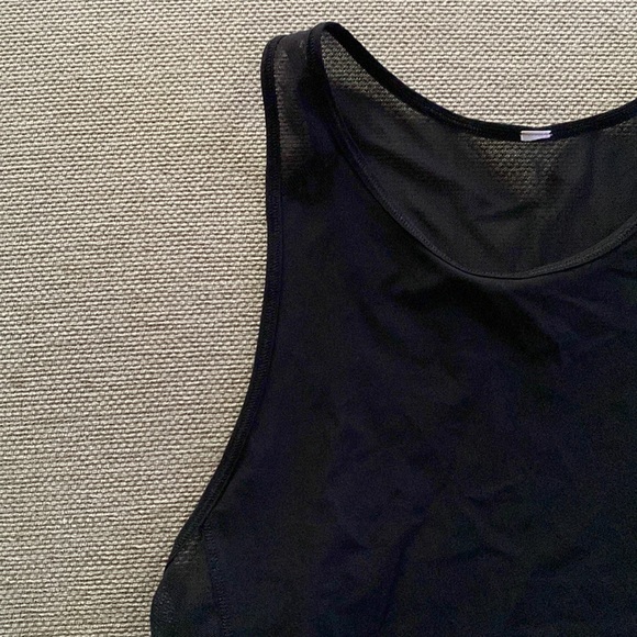 Lululemon tank top - Picture 2 of 5